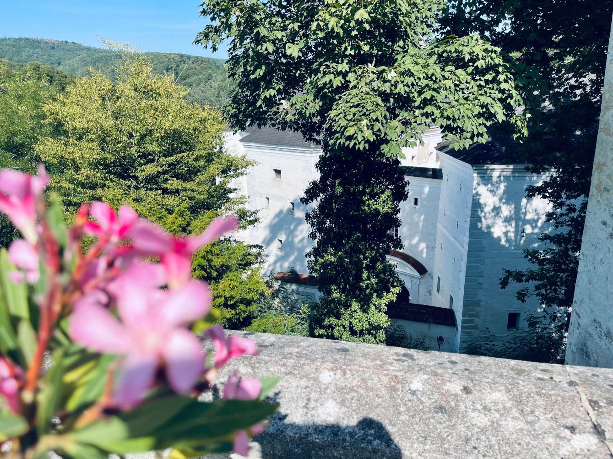 Der Turm Leiben Apartments Luaran gambar